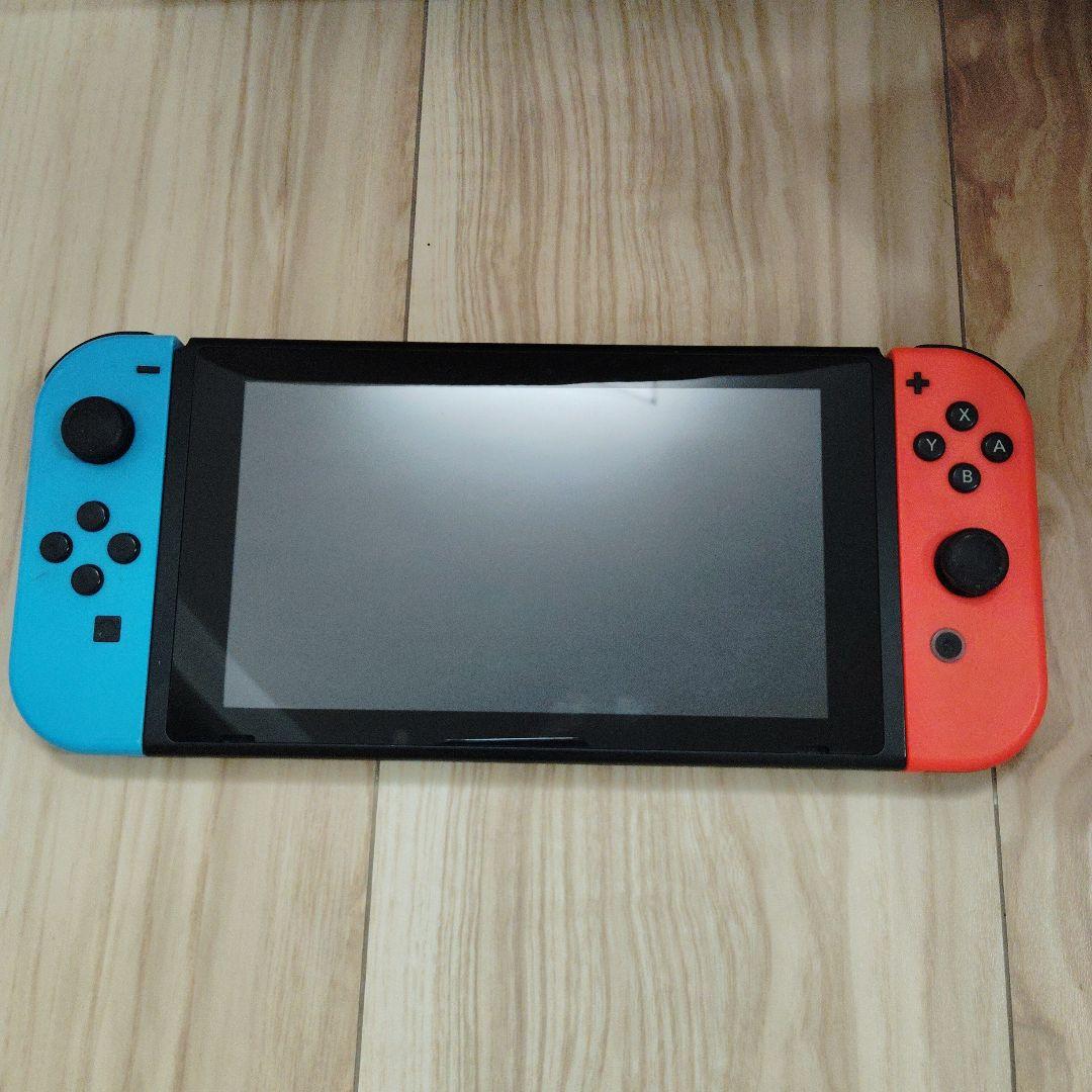 Nintendo Switch 本体 青/赤
