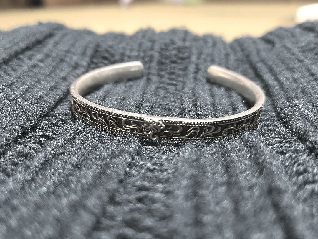 ライオンハート　ハウルバングル