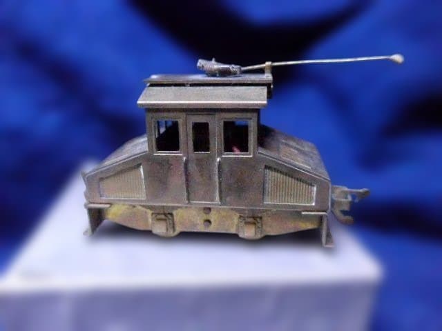 貴重！昔のつぼみ堂模型店のHOゲージの凸型電気機関車。金属製鉄道模型です。﻿