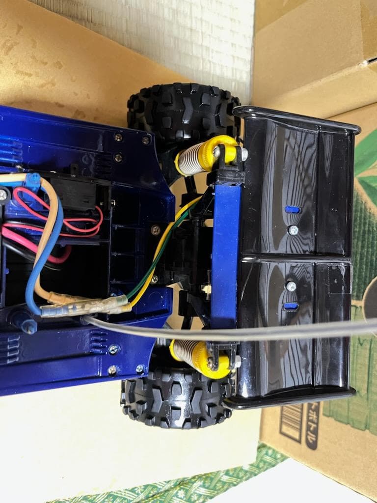 タミヤ 1/10 電動RCレーシングバギー ストライカー 完成品