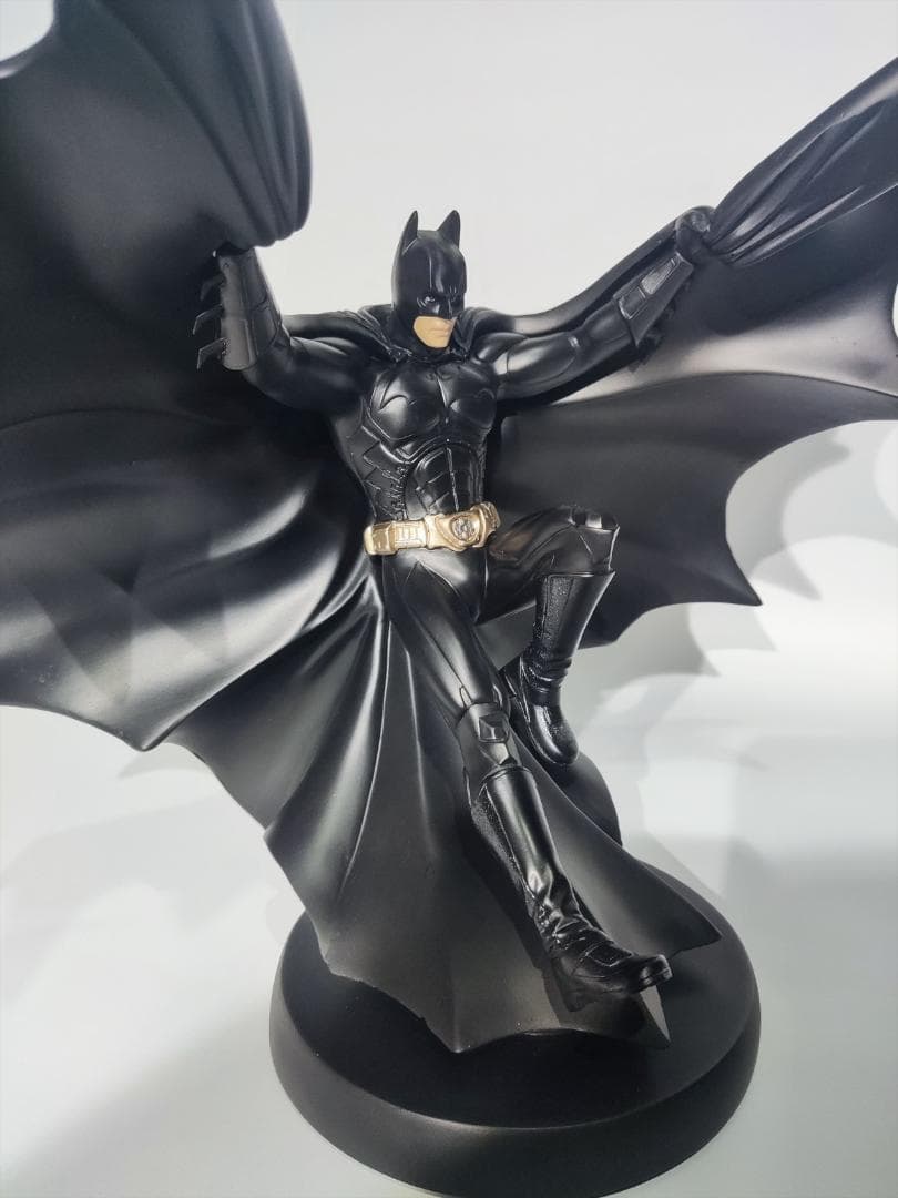 【※全世界4000体限定】DCダイレクト バットマンビギンズ フライトスタチュー