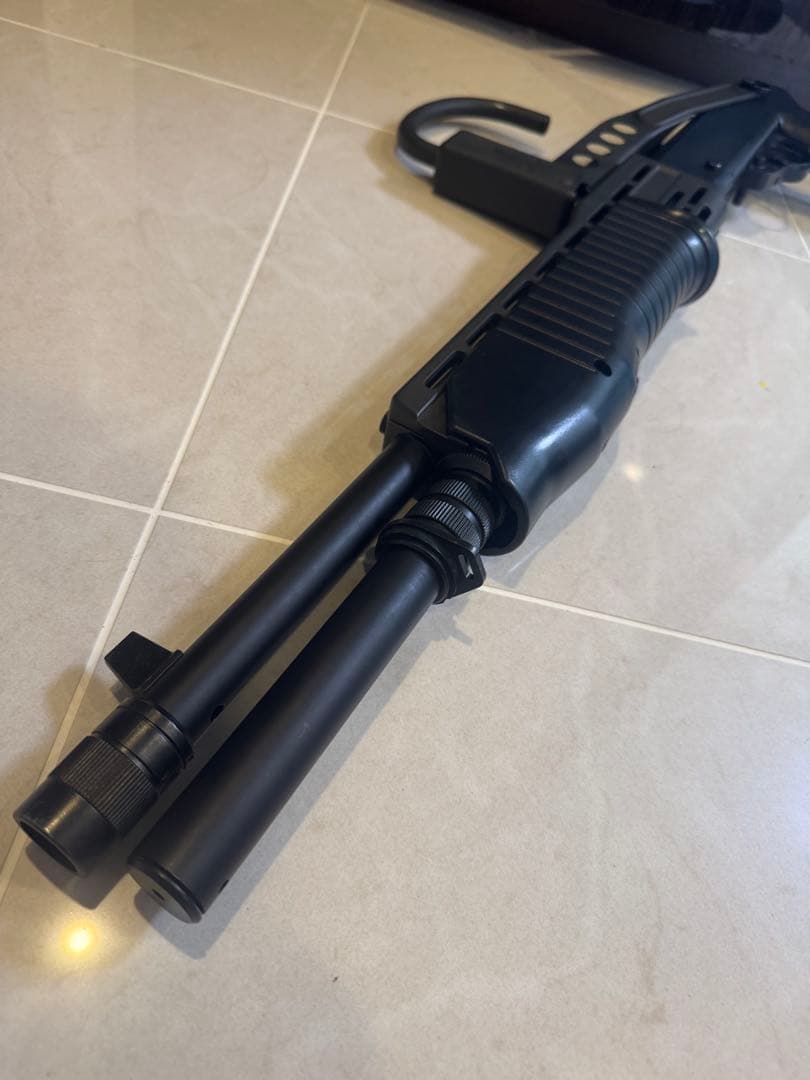 東京マルイ　スパス12 メタルストック