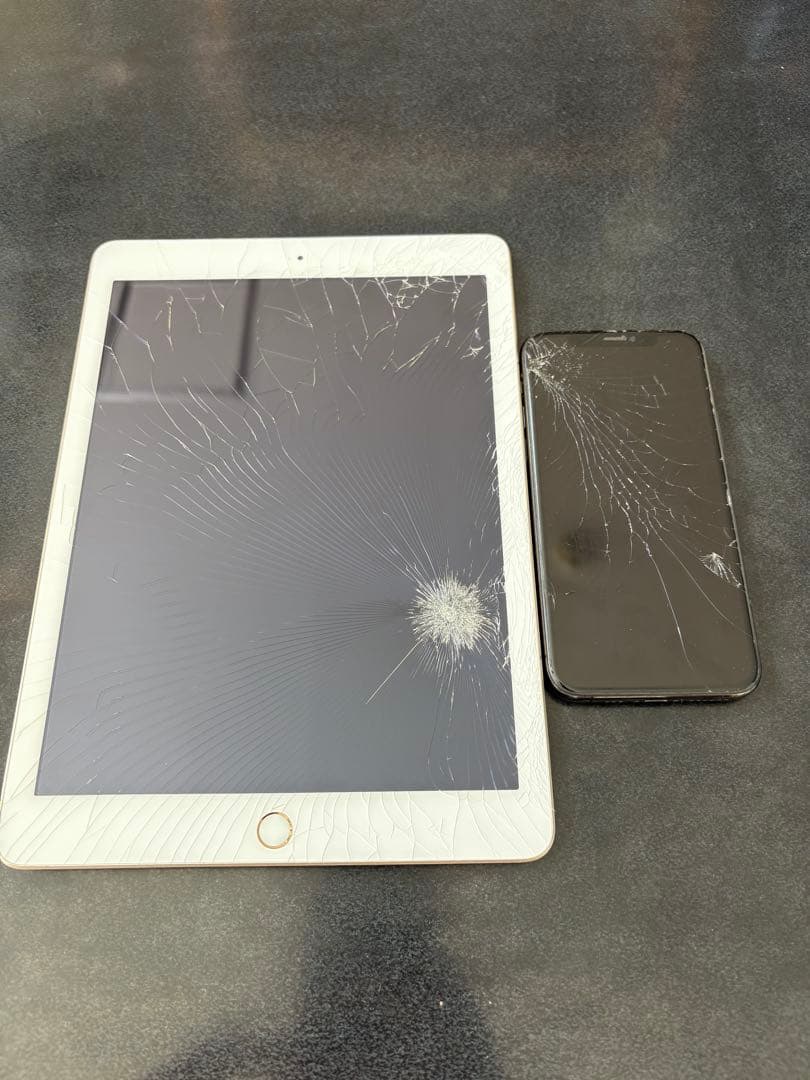 D＆D　【ジャンク品】iPhone11pro,iPad第5世代セット