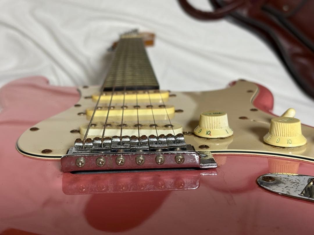 Bacchus エレキギター　ストラトキャスター　良品ケース付1913-01-1