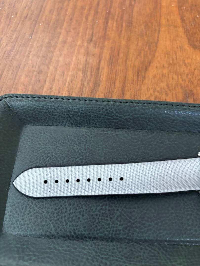 HIRSCH Arne アルネ グレー Mサイズ