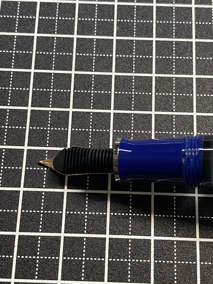 Pelikan SOUVERAN M405 DARK-BLUE 万年筆　字幅F