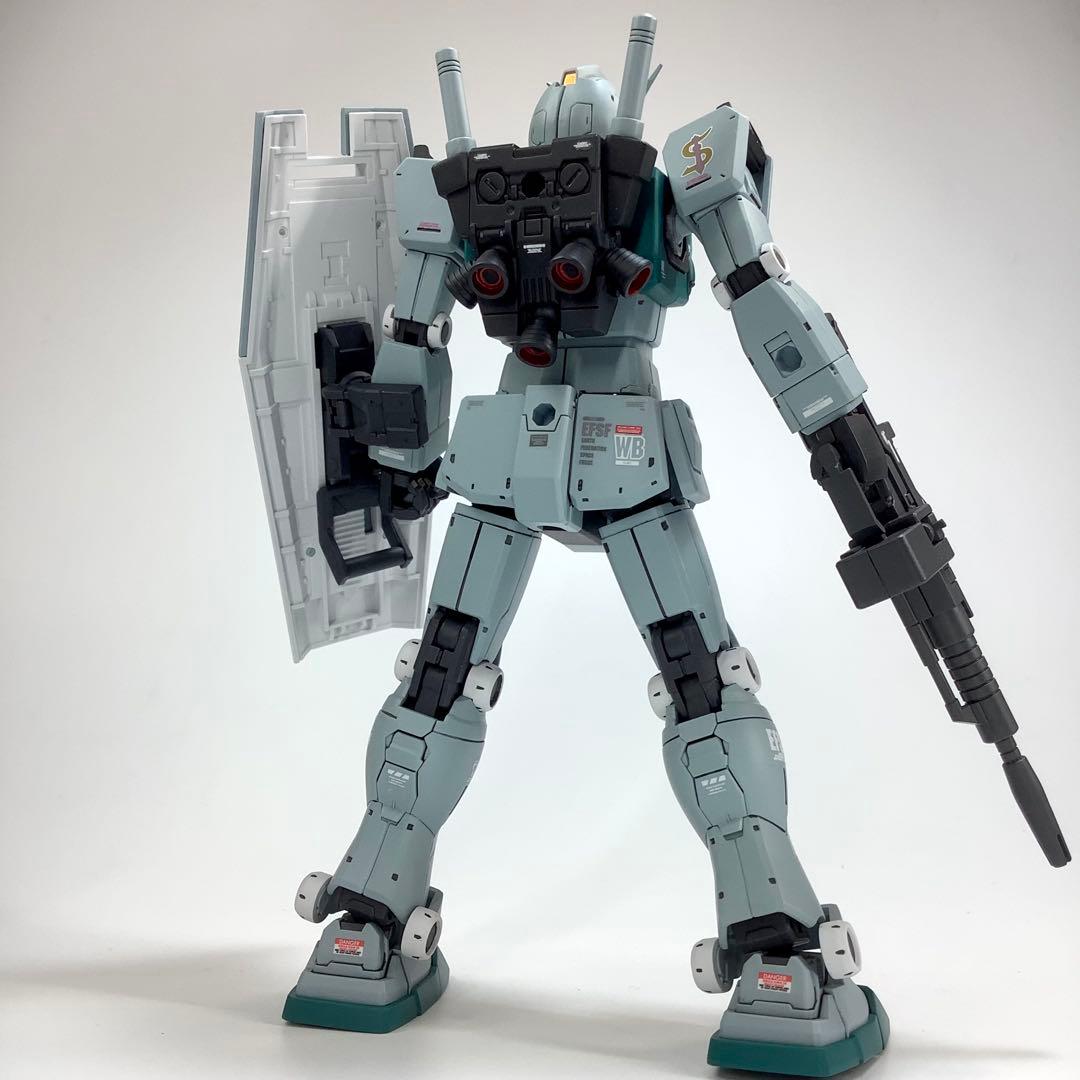プレバン限定 HG RGM-79 スレッガー専用ジム 塗装済完成品