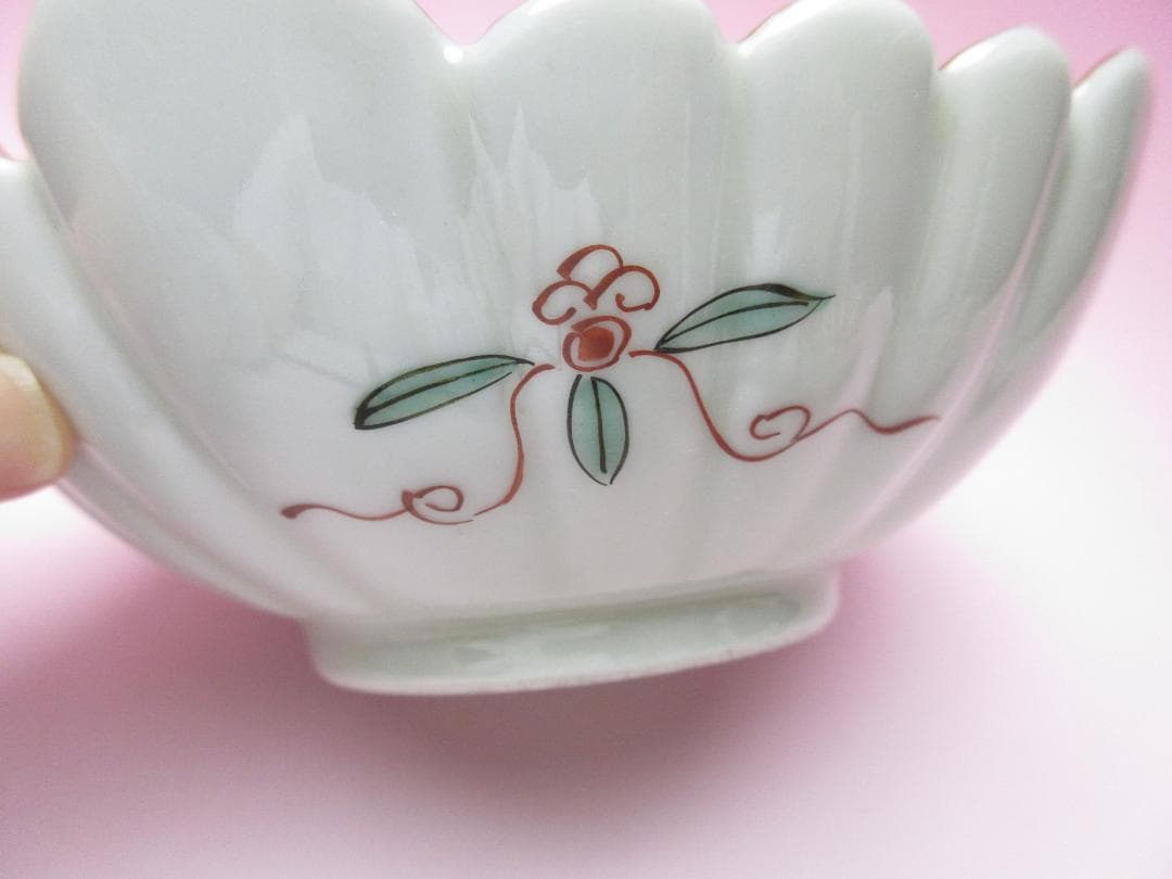 時代 金彩 赤絵 花形 花 巻物紋 中鉢3客 アンティーク M70627