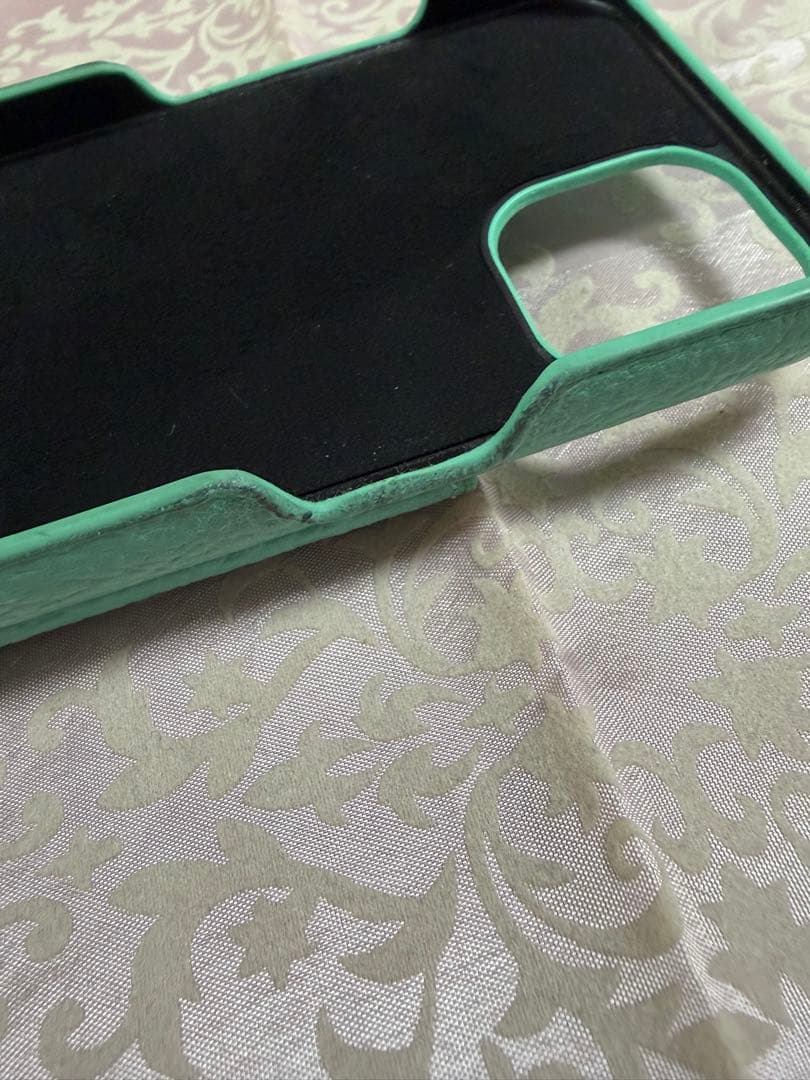 鈴木亜美さん しぃちゃん　コラボ　iPhoneケース iPhone13 手帳型