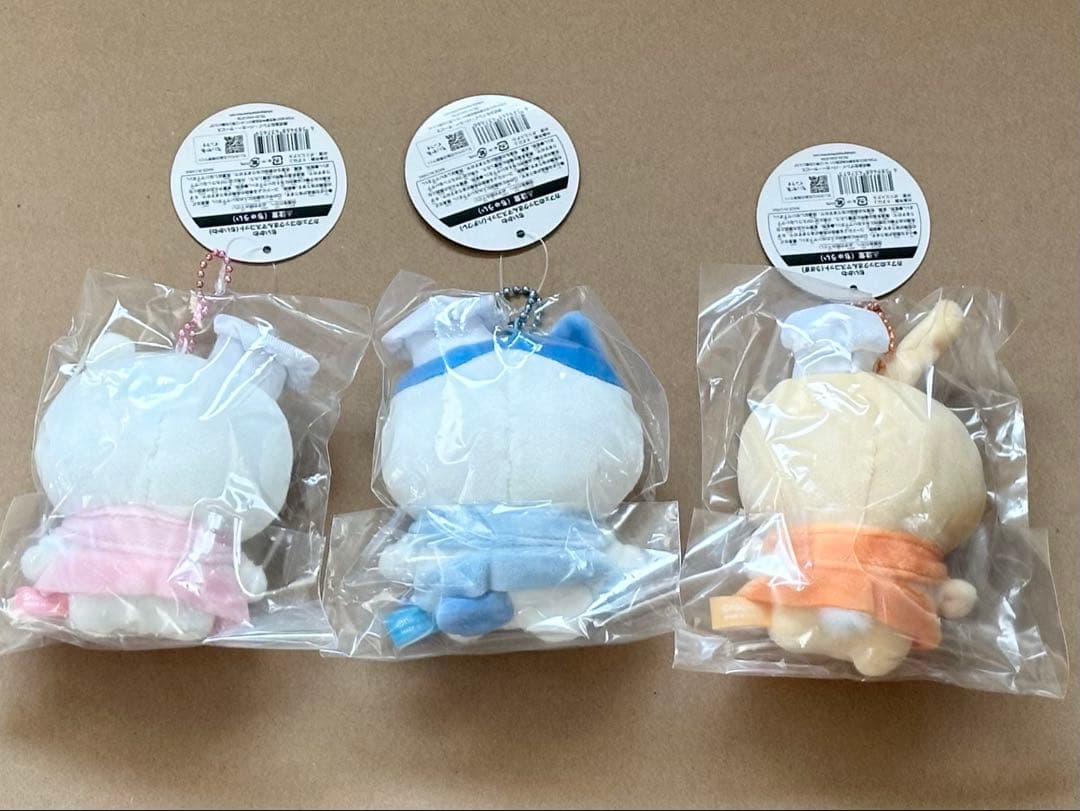 カフェのコックさん・ぶちミニマスコット●ちいかわ・ハチワレ・うさぎ