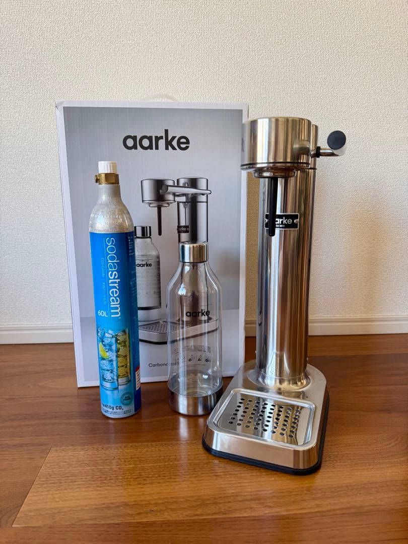 Aarke アールケ スチールシルバー ガスあり