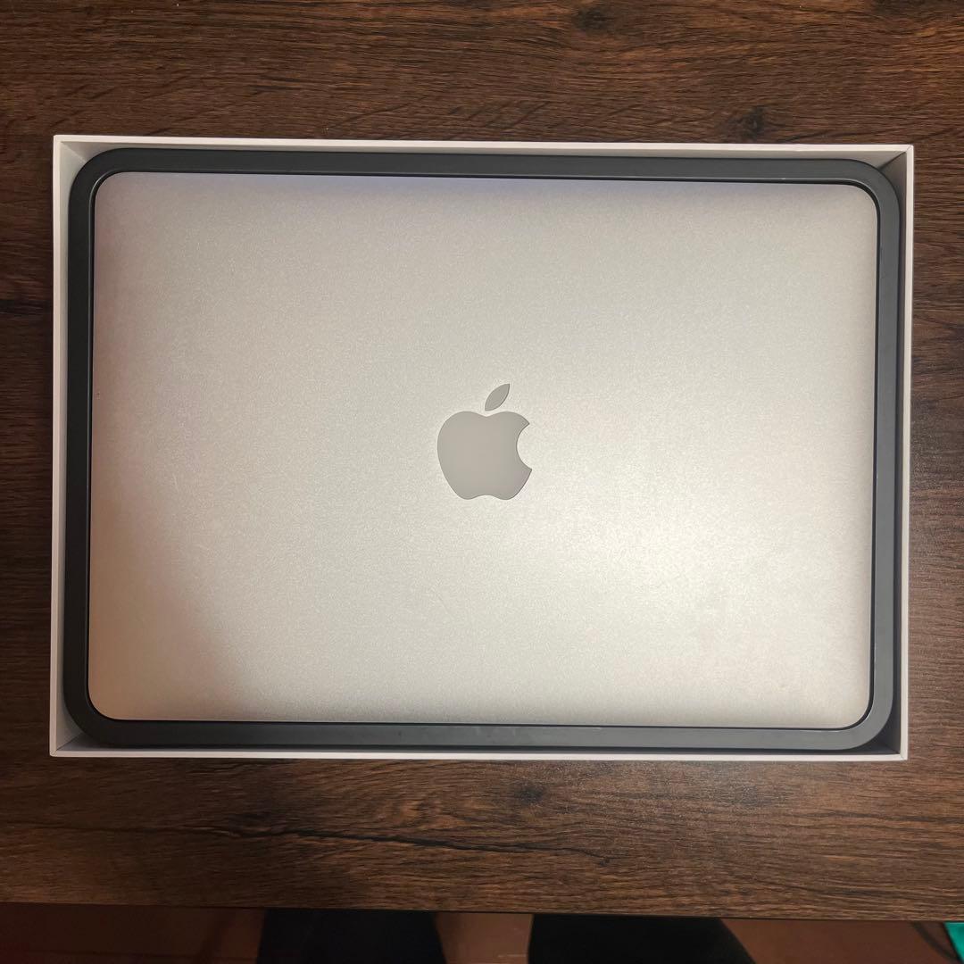 毎日値下中 MacBookPro ノートパソコン 13インチ Retina 箱付