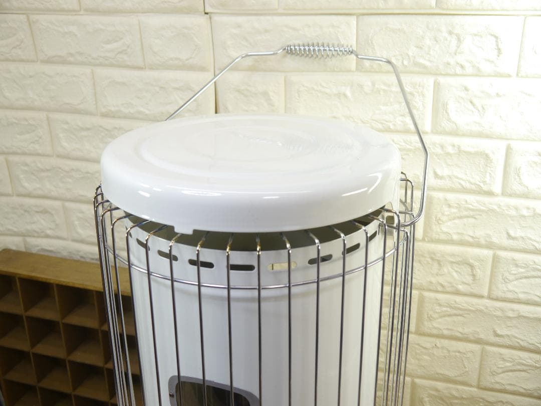 送料込み◆美品★2020年❤コロナ　ホワイト 石油ストーブ 安全ガード付き