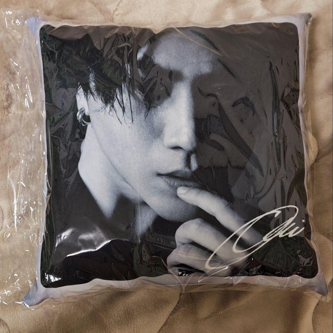 三代目JSB 登坂広臣 ØMI スクエアクッション ANSWER...