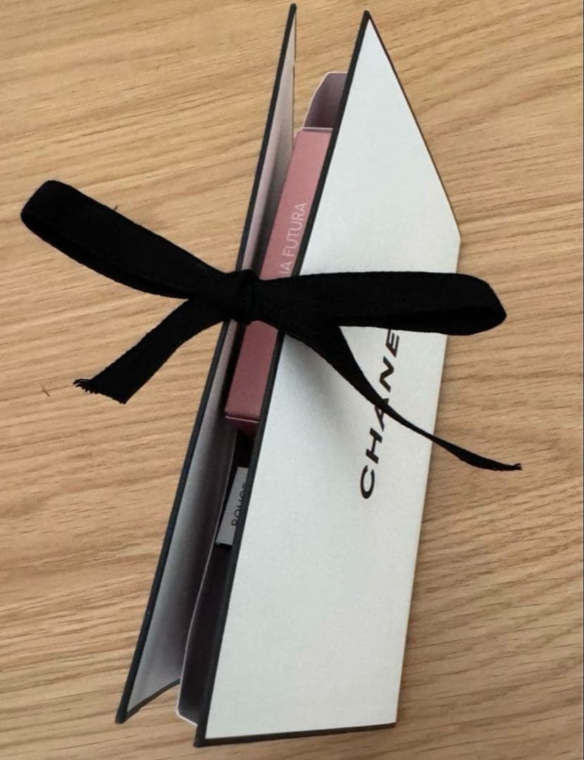 シャネル　チークカラー　リップ