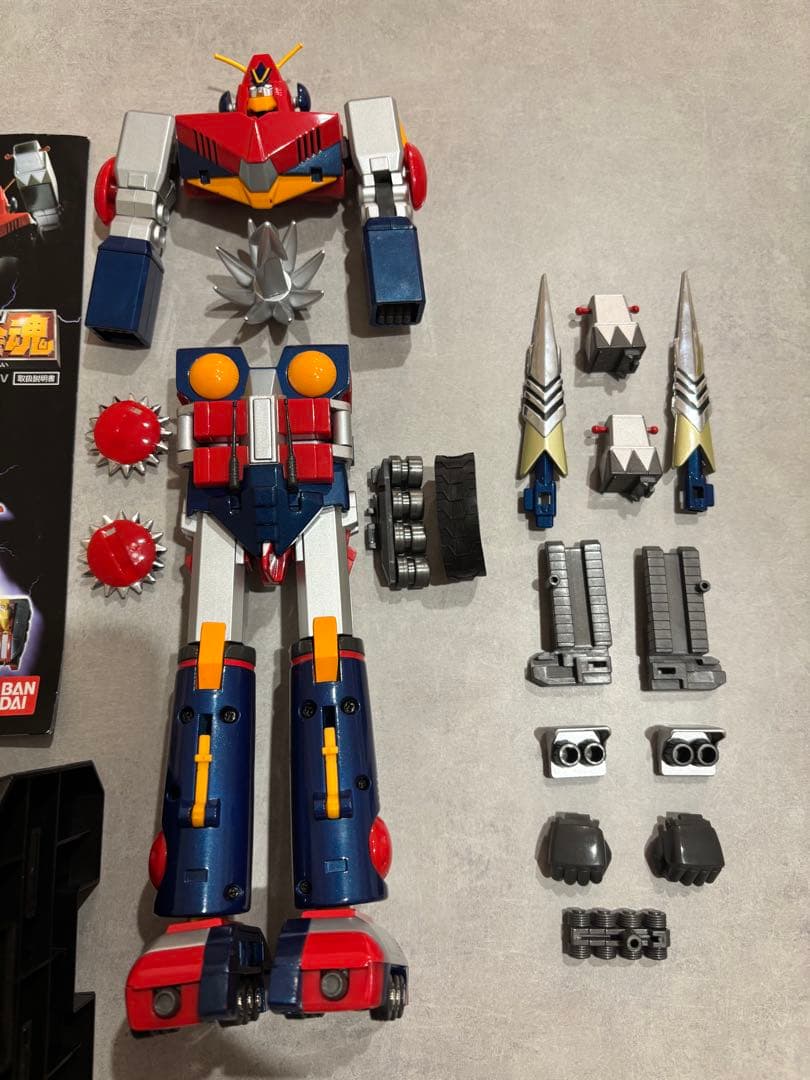 バンダイ 超合金魂 GX-03 超電磁ロボ コンバトラーV