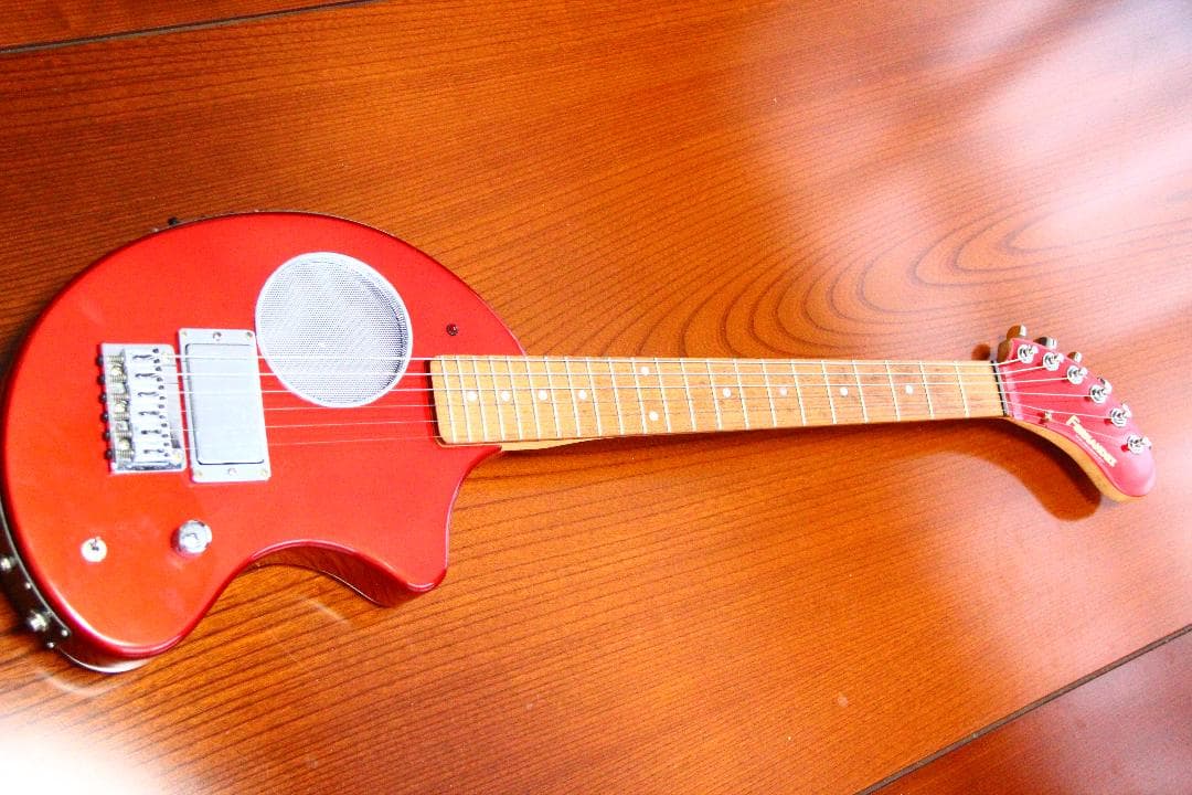 Fernandes ZO−3 digi−zo エフェクター　スタンド