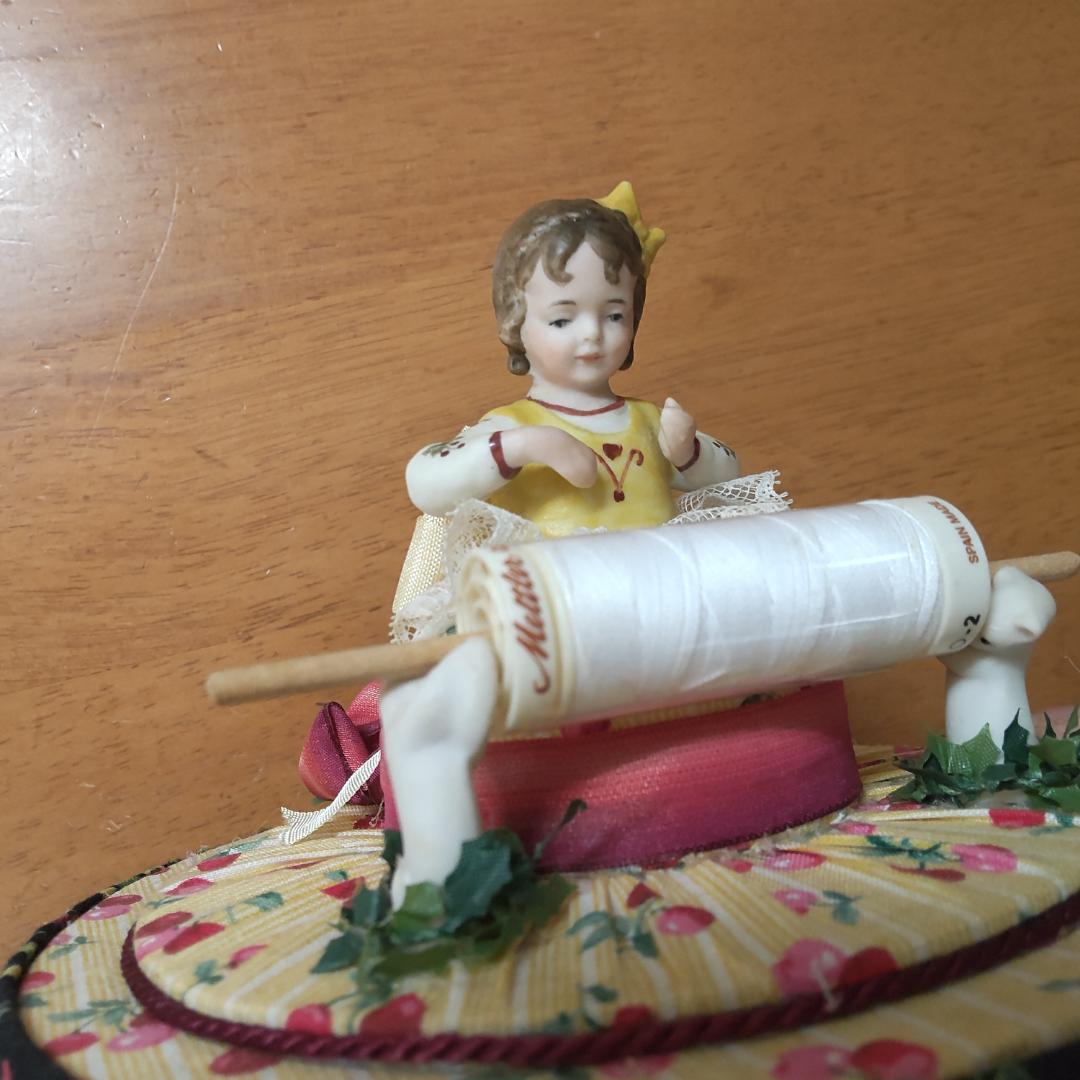 ソーイングボックス　カルトナージュ　ハーフドール