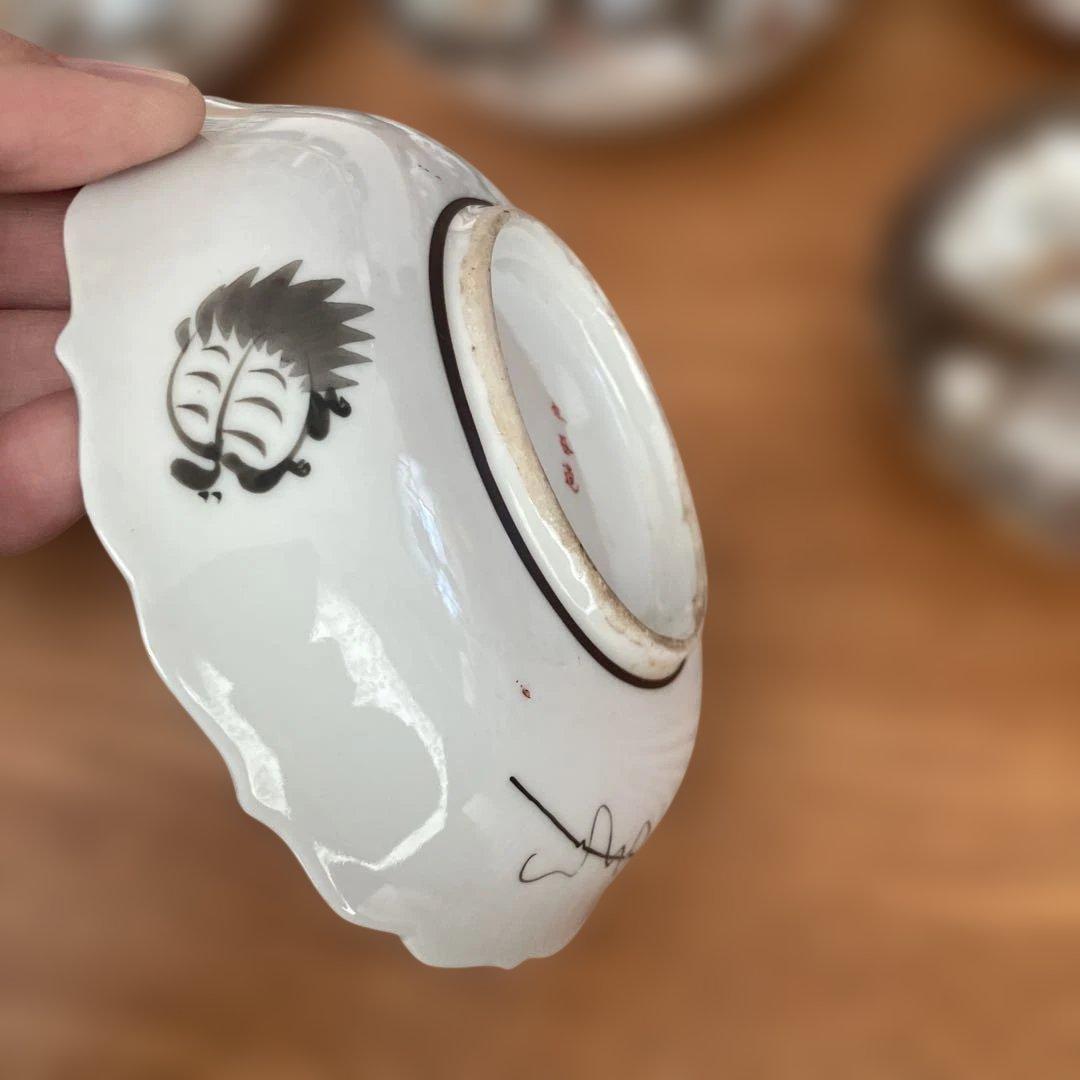 九谷焼　金彩赤絵人物文皿　8枚