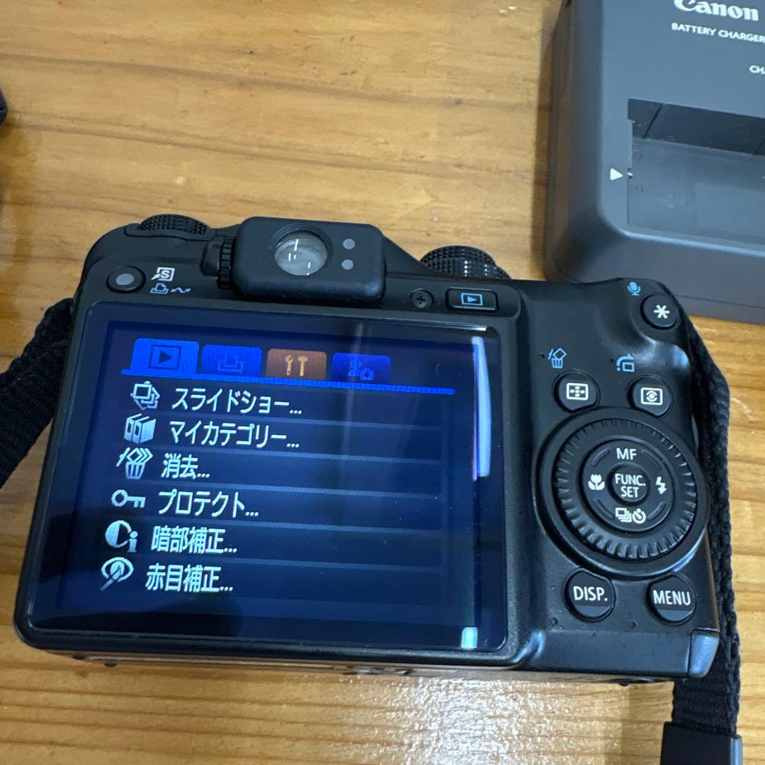 Canon G10 コンパクトデジタルカメラ　キヤノン　美品　純正ケース付き