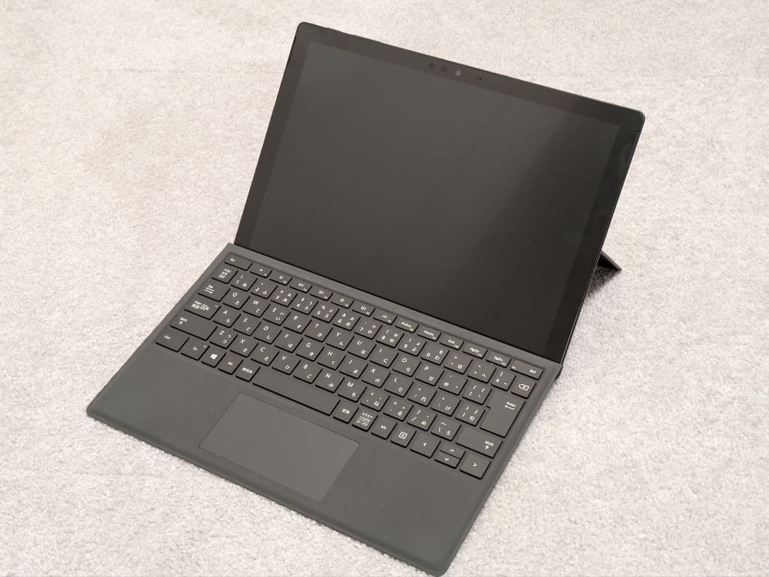 Surface Pro 6/i5/256GB/8GB　キーボードカバー付き