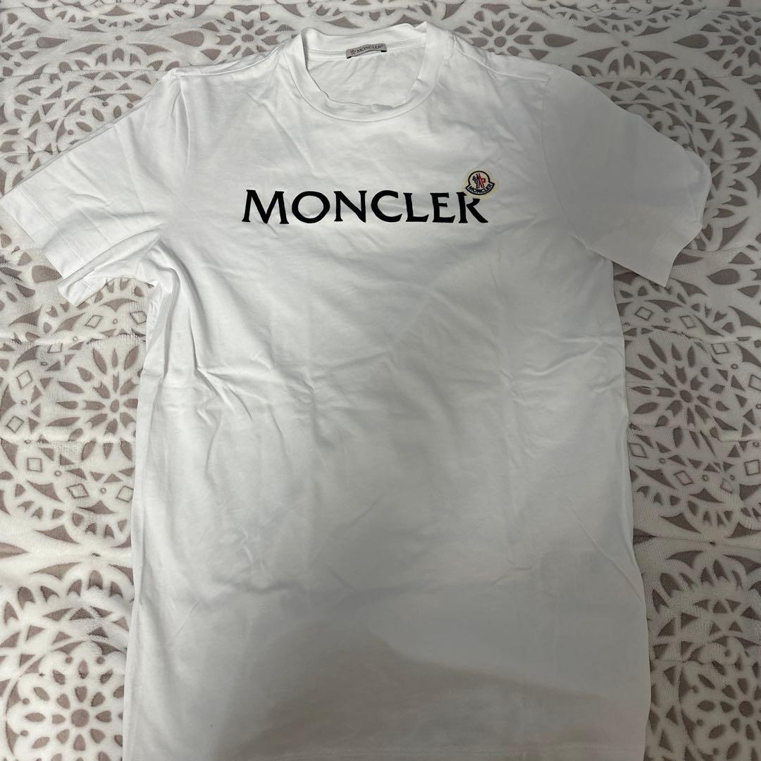 MONCLER ホワイト ロゴ Tシャツ