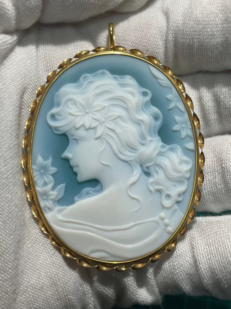 18k，大きめ、カメオペンダントトップとブローチ、両用19.1g