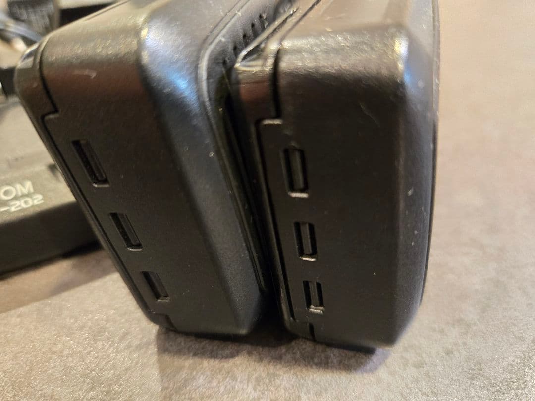 【iCOM】アイコムIC-DPR3特定小電力トランシーバー2台+充電器1台