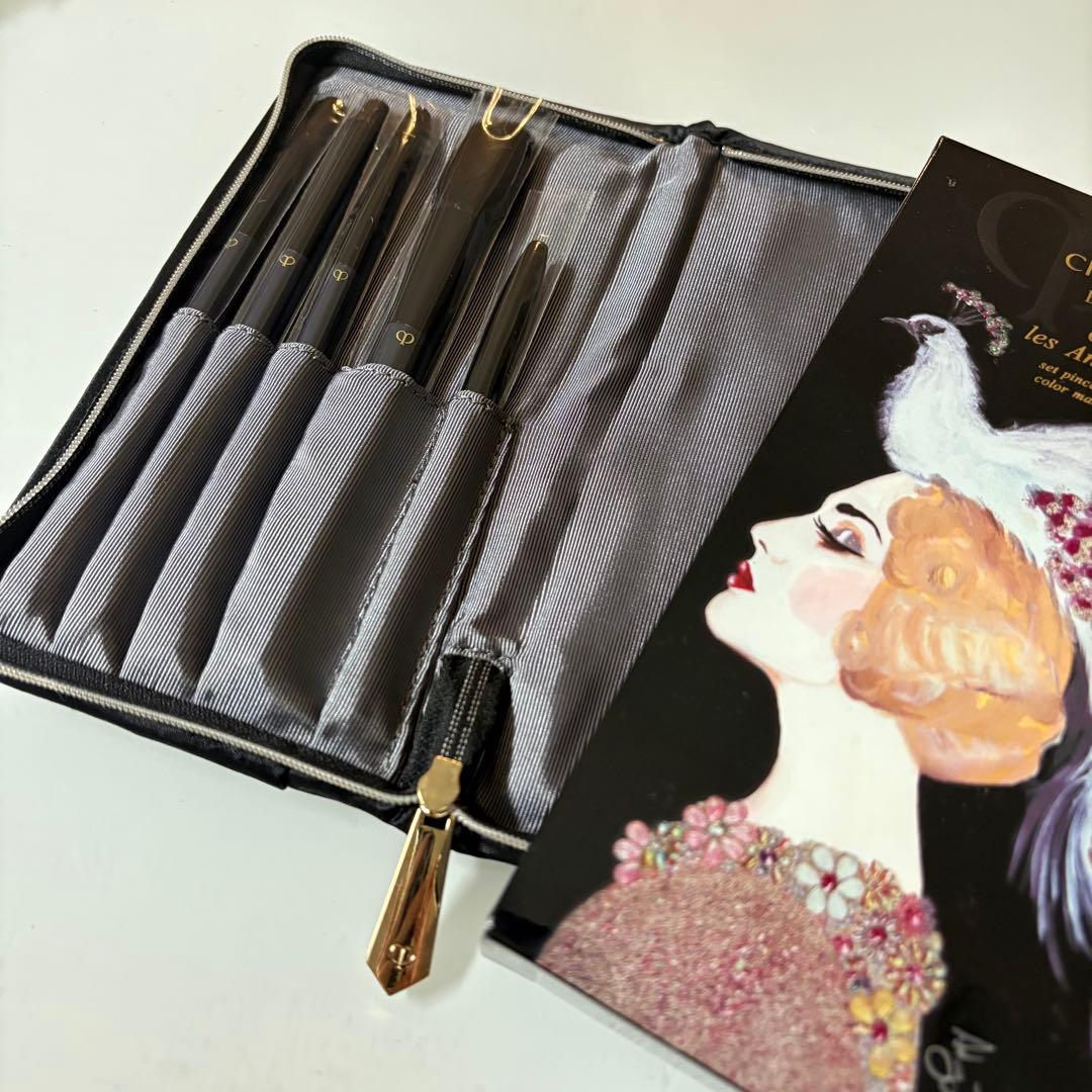 未使用 クレドポーボーテ メイクブラシセット 定価18,000円