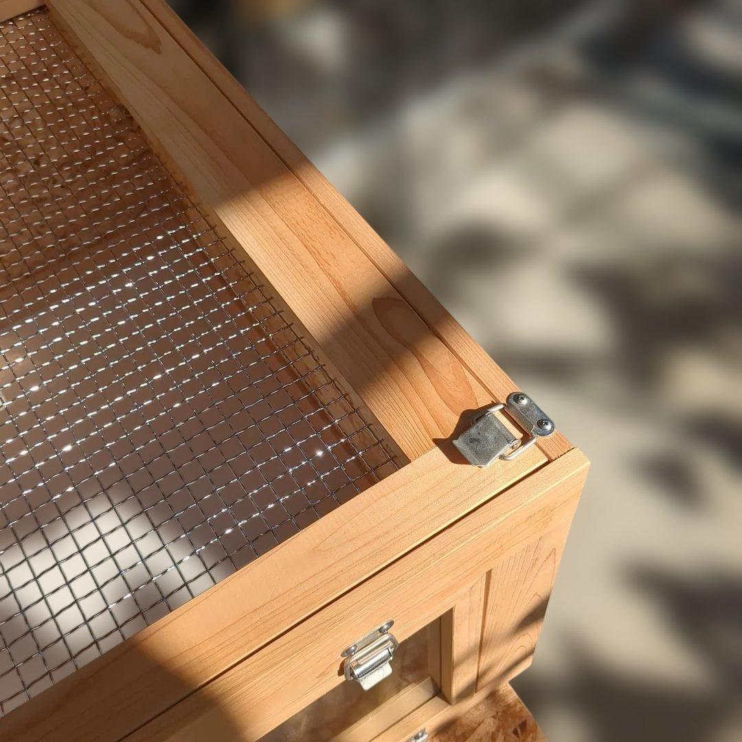 爬虫類ケージ(木製、特注)