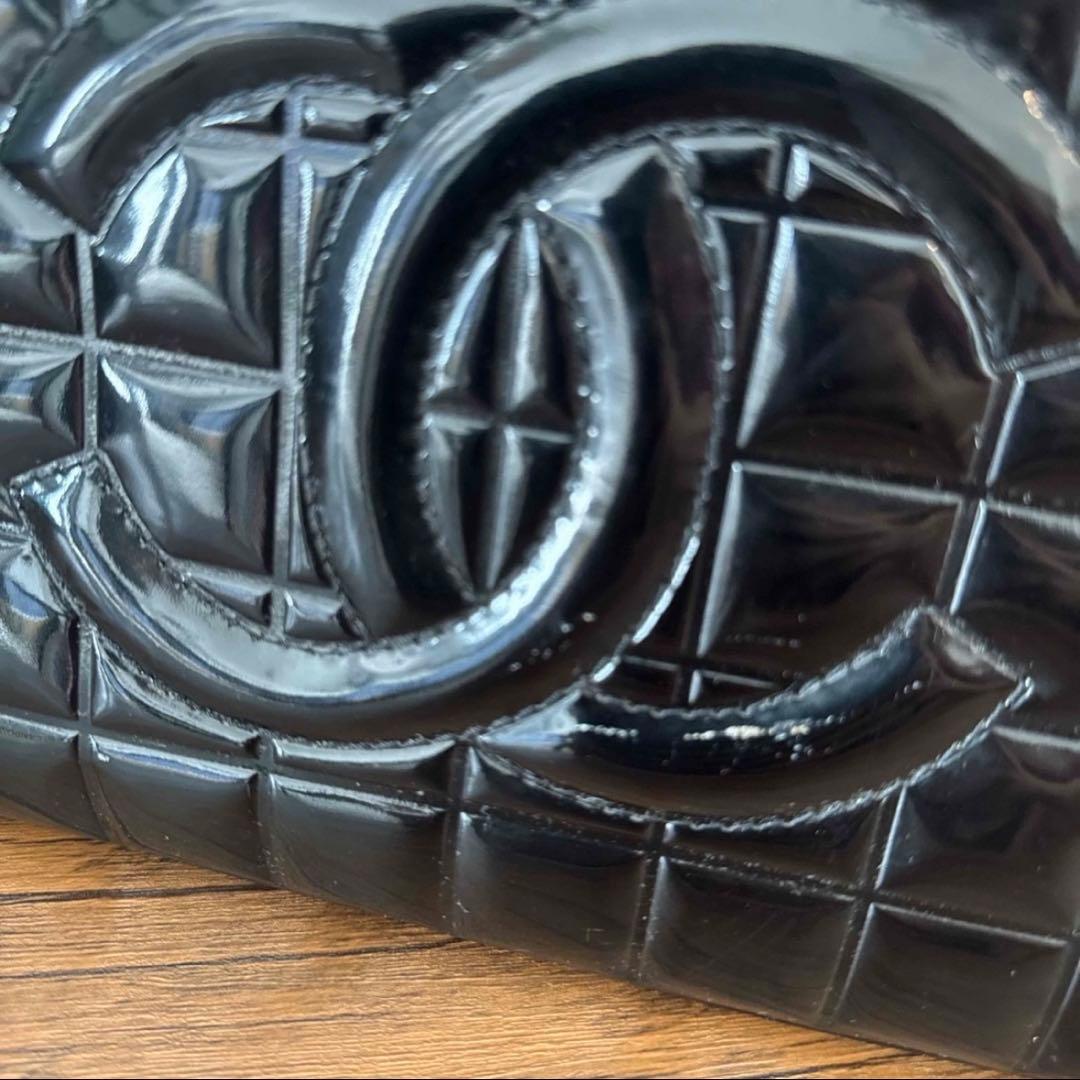 CHANEL シャネル チョコバー エナメル　ブラック　ハンドバッグ