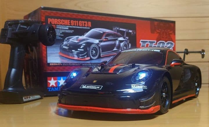 田宮RCポルシェ911GT3 R (992)LEDライト付＆プロポ充電器完成品