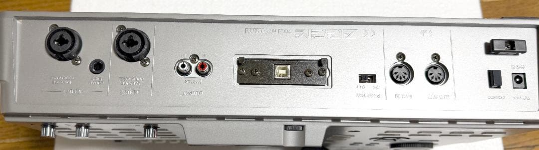 ZOOM MRS-802 CD-RW搭載 マルチトラックレコーダー 動作品