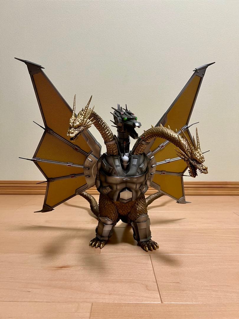 ゴジラ　一番くじ　メカキングギドラ　フィギュア