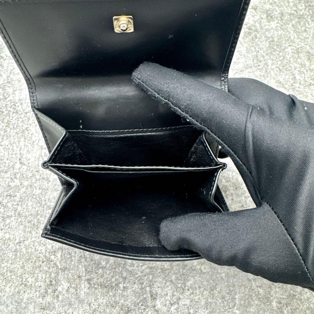 美品　グッチ GGキャンバス 二つ折り財布 ブラウン　ブラック