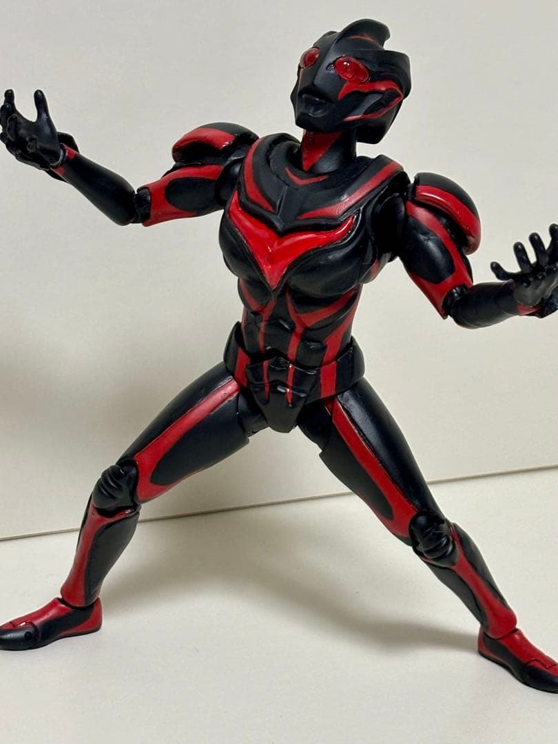 u*6様 S.H.Figuarts ダークザギ　改造品