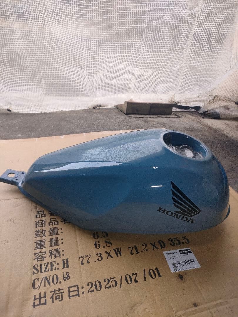 レブル　250　ガソリンタンク　フューエルタンク　超美品　ほぼ新品