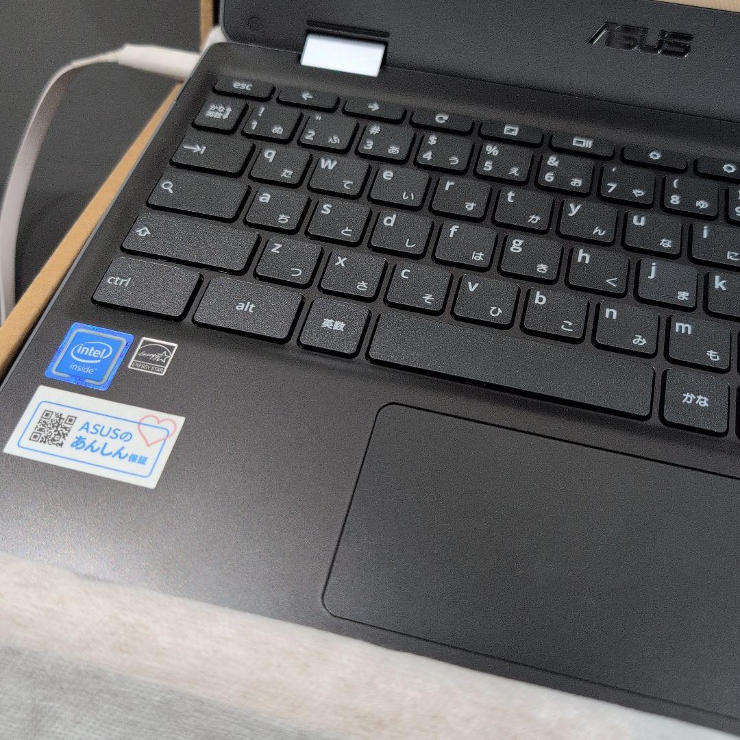 Chromebook　C214MA 登録のみほぼ未使用品 J