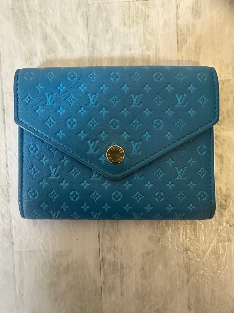 ルイヴィトンレディースポルトフォイユヴィクトリーヌナノグラム