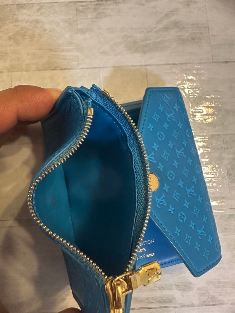 ルイヴィトンレディースポルトフォイユヴィクトリーヌナノグラム