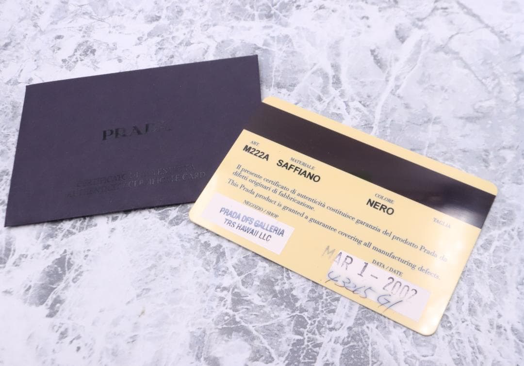 ◇PRADA プラダ キーケース M222A サフィアーノレザ－ 箱付き