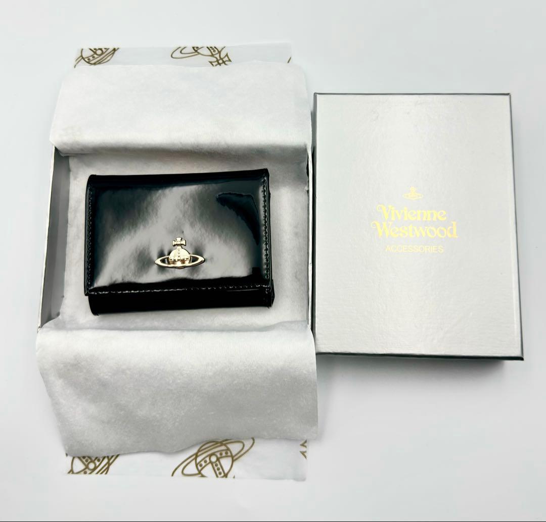 【新品✦人気】Vivienne Westwood 三つ折り財布 ブラック/黒