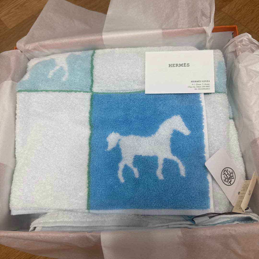 エルメスHERMES 大判バスタオル　新品未使用　ブルー