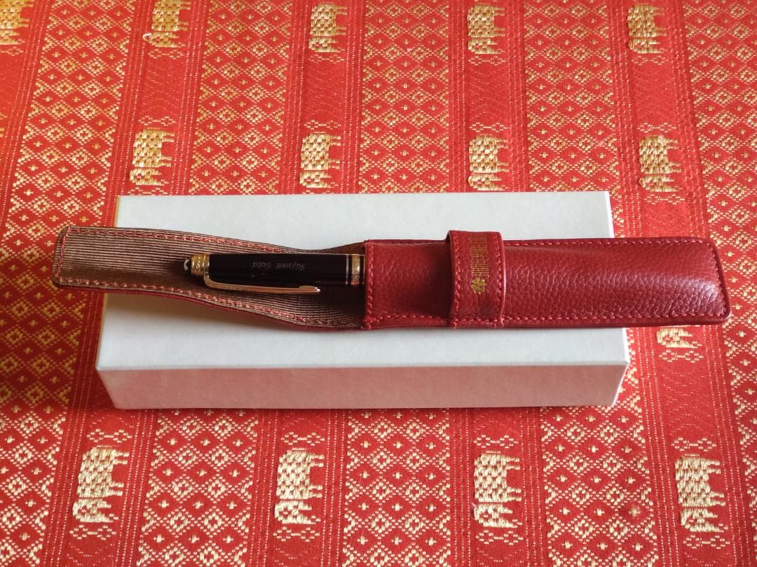 MONTBLANC　スペシャルブルーサファイアボールペン　本革ケース　化粧箱入り