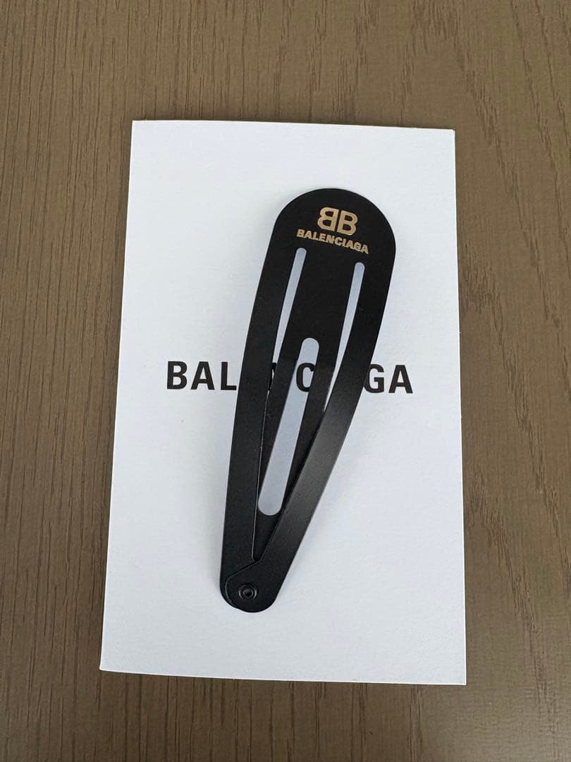 BALENCIAGA ヘアピン