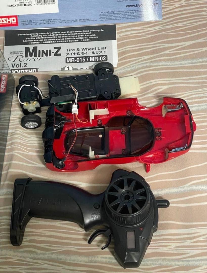 Kyosho Mini-Z Racer Ferrari Enzo レッド