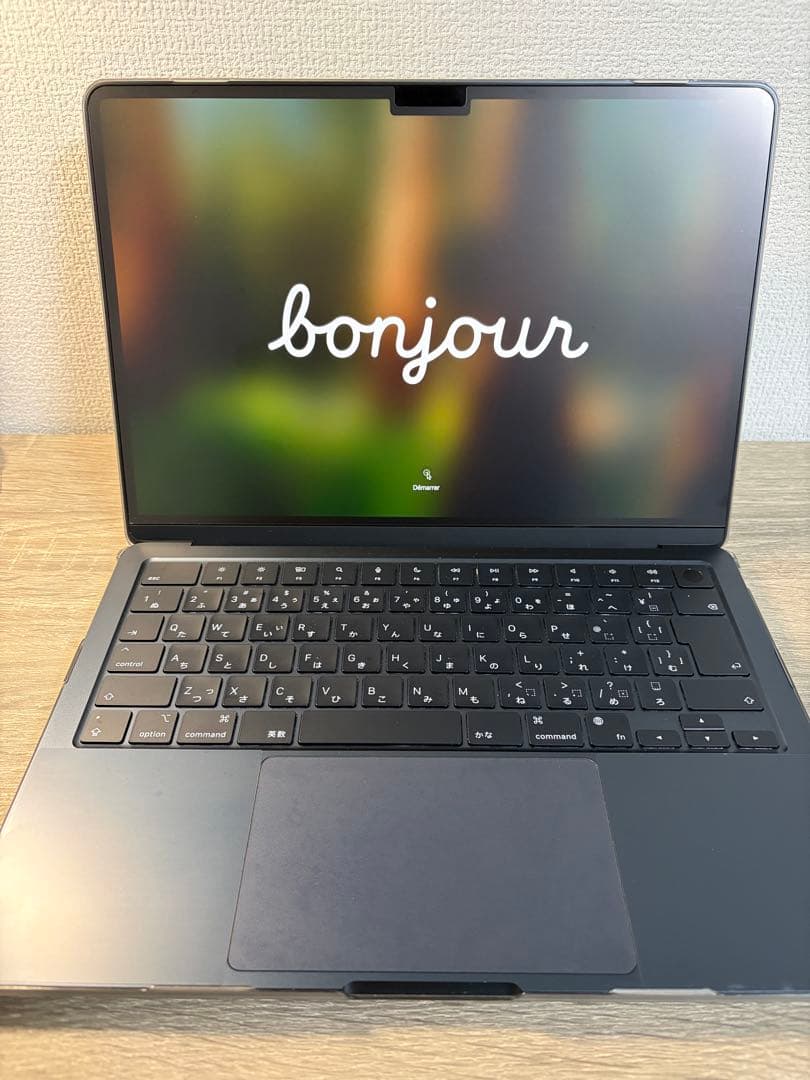 MacBook Air M2 2022 8GB 256GB 13インチ