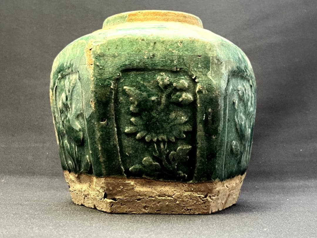 花瓶■清朝緑釉六角茶壷 石湾窯 宜興窯 浮彫紋窓絵花唐草 古玩 時代物 骨董品■