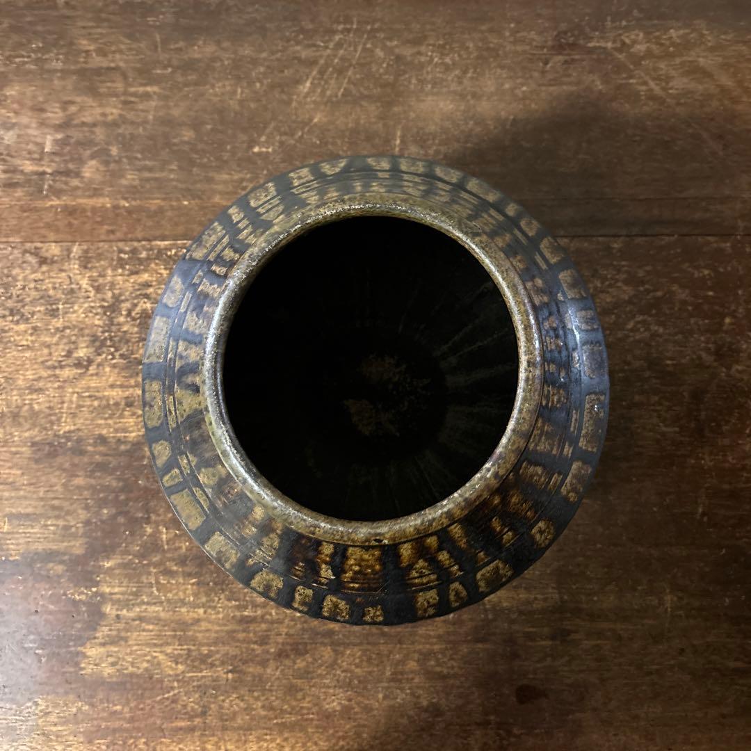 黒高麗壷　信楽　伊賀焼　古道具　古備前　李朝　骨董　花入　花器　古美術　古美術