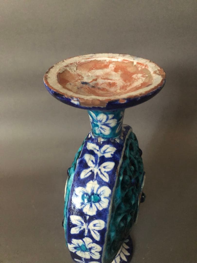 ペルシャ陶器 骨董　古美術　青瓷窯　陶器の置物　アンティーク イスラム陶器